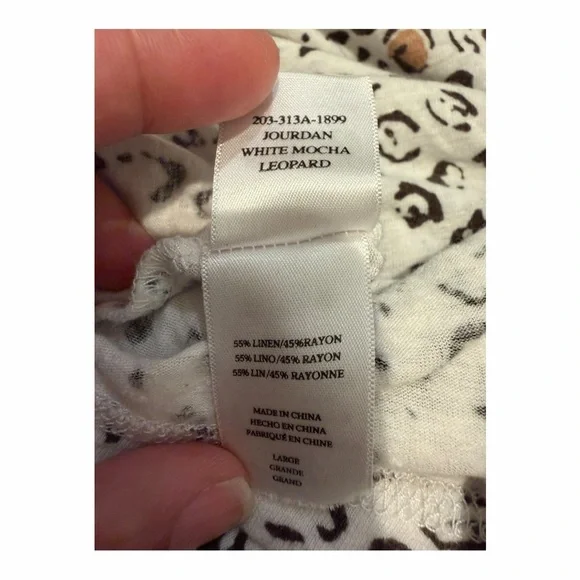 Rails Leopard Print Linen Blend Henley Button Front Long Sleeve Top – Size L - Picture 8 of 9